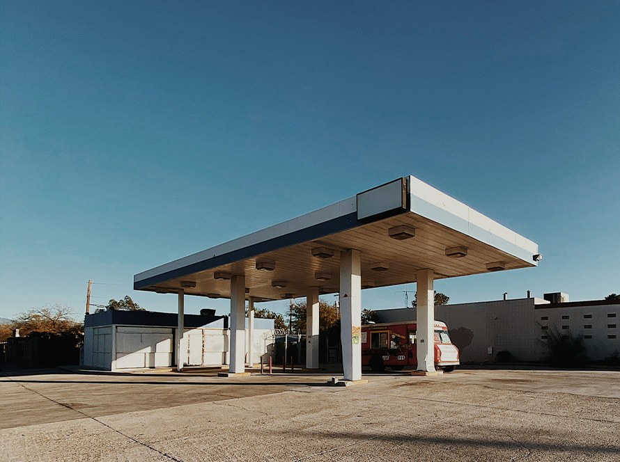 Collen Bawn service station